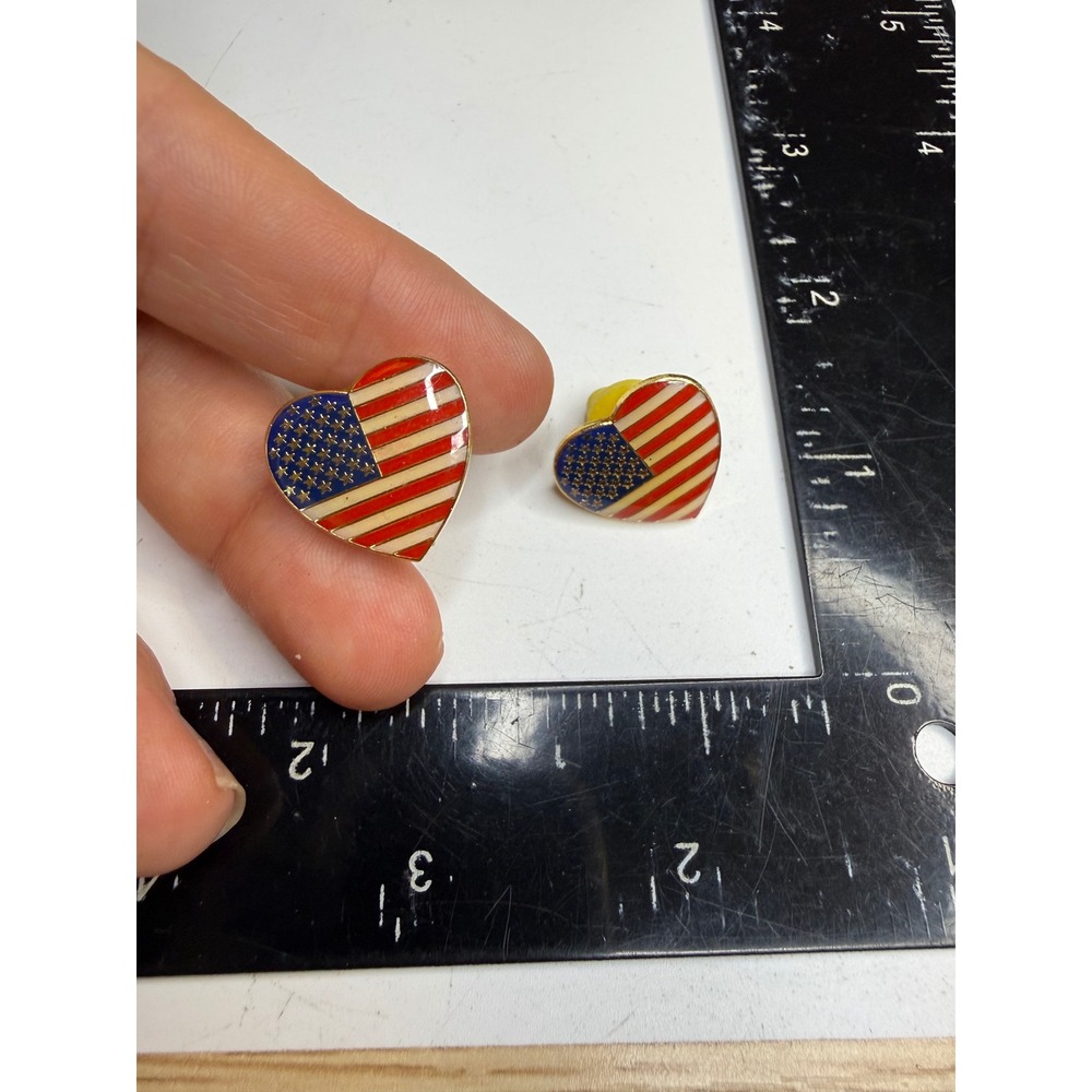 American Flag Heart Lapel Pins Set of 2 Patriotic Red White Blue Gold Tone Pin